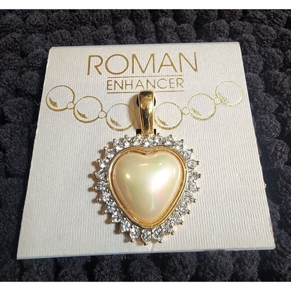Jewelry - Vintage Faux Heart Shaped Pearl and Rhinestone Necklace Enhancer
